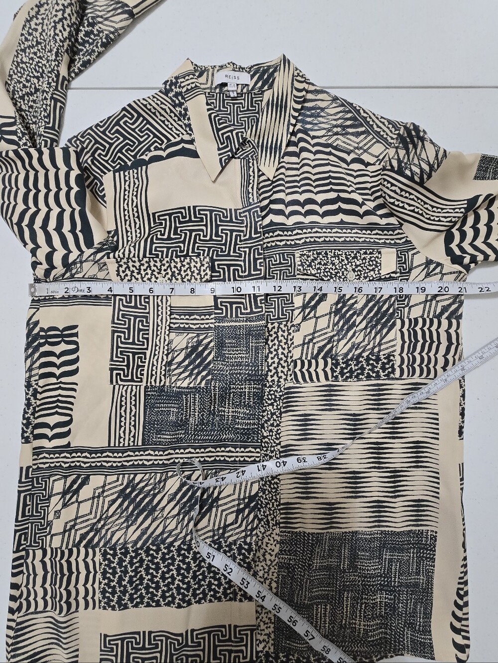 REISS Kirsten Light Ground Ditsy Blouse Women's 8 Office Business Long Sleeve - Picture 6 of 12